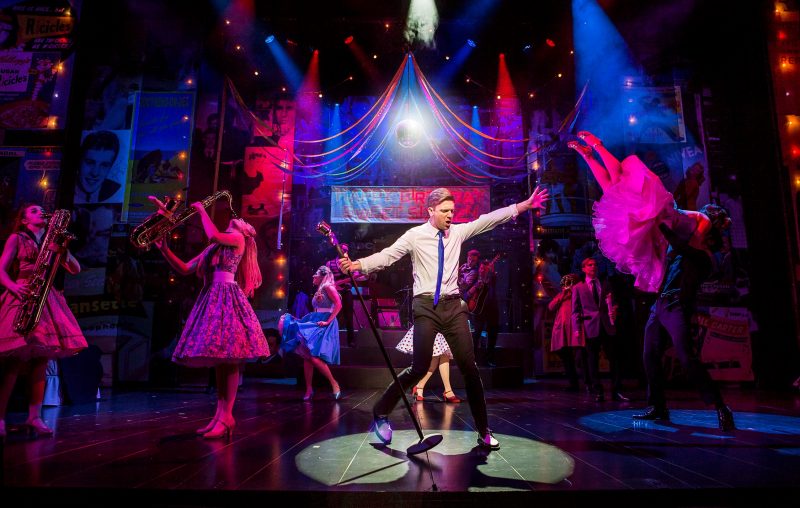 David Luke (c) and the cast of Dreamboats and Petticoats 2017 UK Tour. Photo by Pamela Raith Photography 044