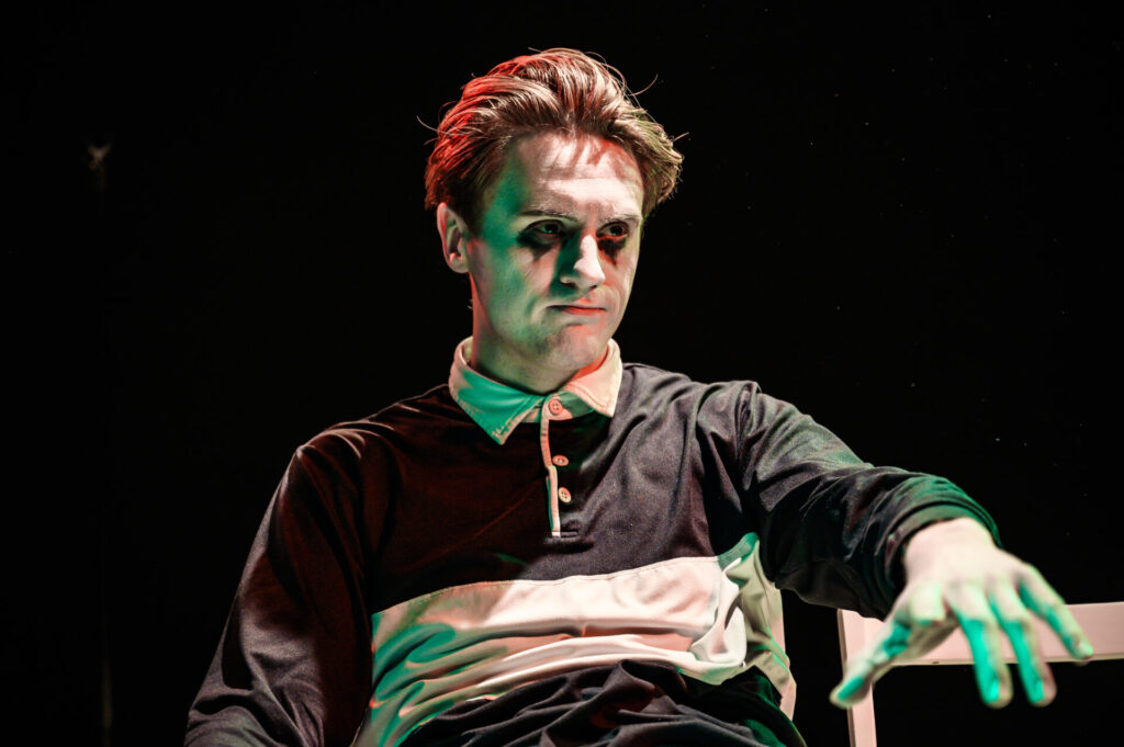 Olly Maynard in Double Act (c) Charles Flint